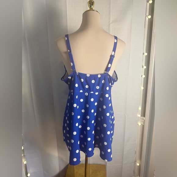 Blue and White Polka Dot Tankini and Bottoms - Picture 3 of 10